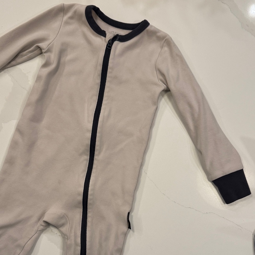 Kids One Piece in Gray and Black
